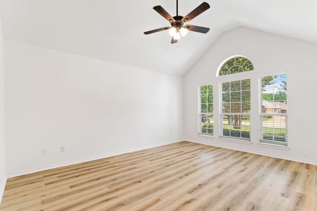 470 Chestnut Lane, Reno, TX 75462