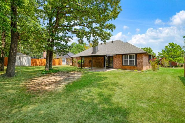470 Chestnut Lane, Reno, TX 75462