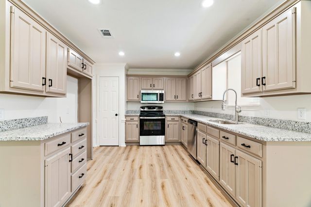 470 Chestnut Lane, Reno, TX 75462
