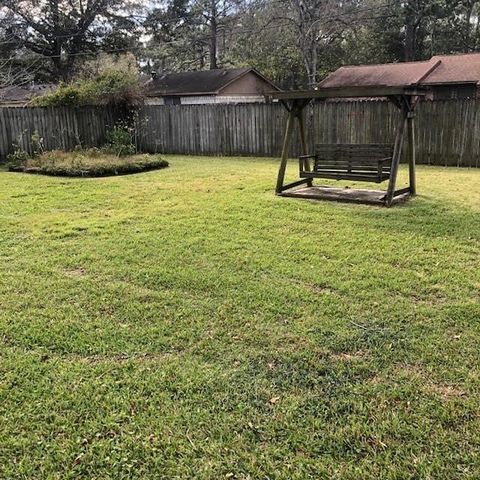5420 Longshadow Drive, Dickinson, TX 77539