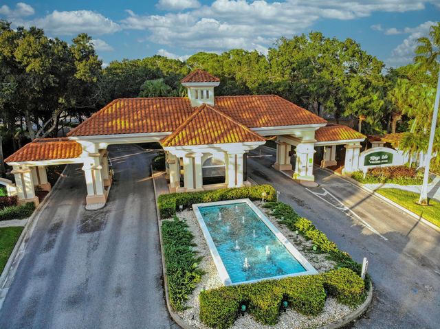 506 NW Cortina Lane, Port St. Lucie, FL 34986