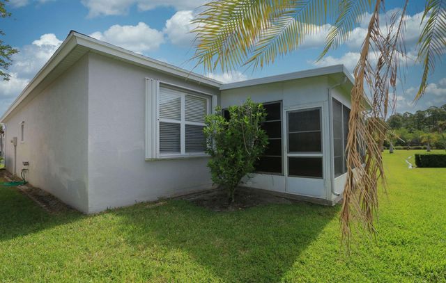 506 NW Cortina Lane, Port St. Lucie, FL 34986