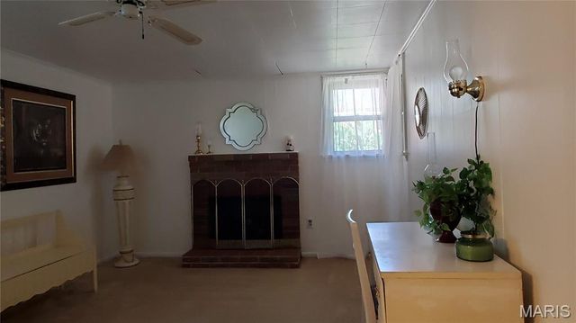 102 W Center Street, Salem, MO 65560