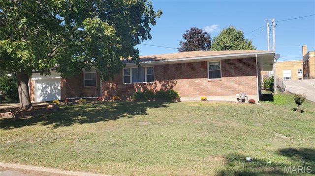102 W Center Street, Salem, MO 65560