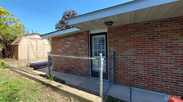 102 W Center Street, Salem, MO 65560