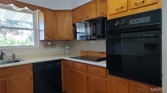 102 W Center Street, Salem, MO 65560