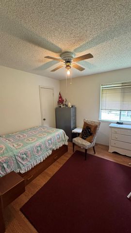 1919 Iron Ridge, Sugar Land, TX 77478