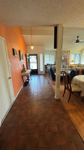 1919 Iron Ridge, Sugar Land, TX 77478