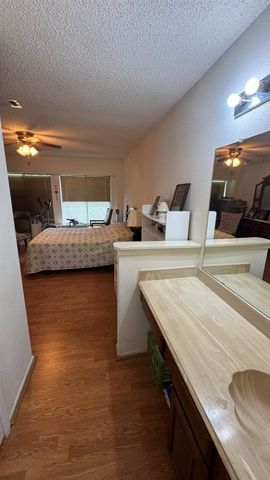 1919 Iron Ridge, Sugar Land, TX 77478