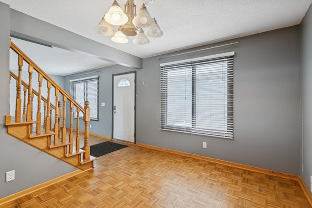 4202 Sylvia Lane S, Shoreview, MN 55126