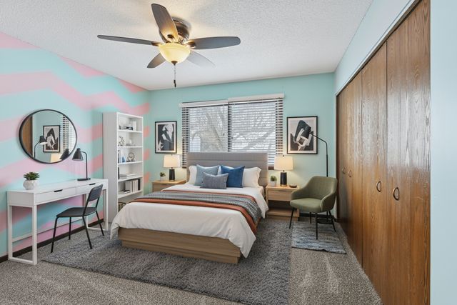 4202 Sylvia Lane S, Shoreview, MN 55126