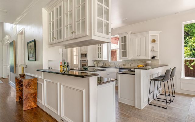 10110 Betty Jane Lane, Dallas, TX 75229