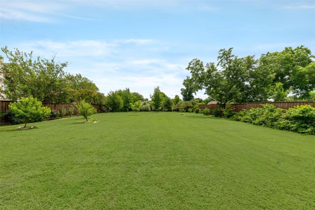10110 Betty Jane Lane, Dallas, TX 75229