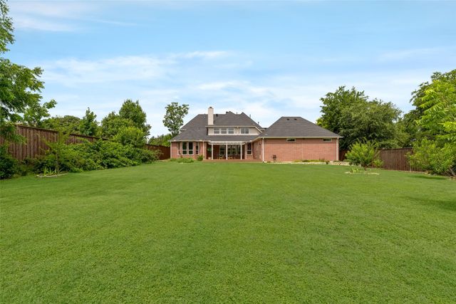10110 Betty Jane Lane, Dallas, TX 75229