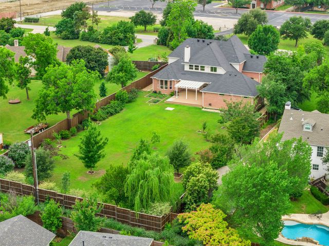 10110 Betty Jane Lane, Dallas, TX 75229