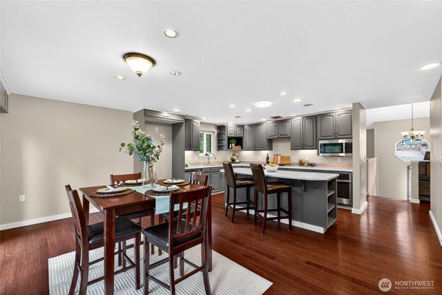 4815 West Tapps Dr East, Lake Tapps, WA 98391