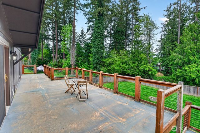 4815 West Tapps Dr East, Lake Tapps, WA 98391