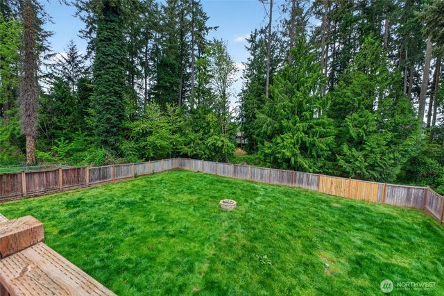 4815 West Tapps Dr East, Lake Tapps, WA 98391