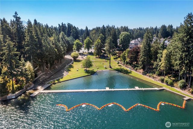 4815 West Tapps Dr East, Lake Tapps, WA 98391