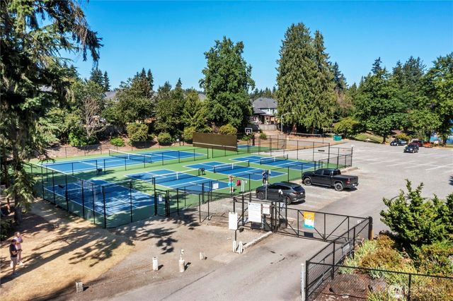 4815 West Tapps Dr East, Lake Tapps, WA 98391