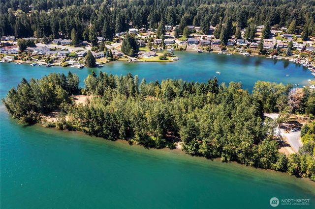 4815 West Tapps Dr East, Lake Tapps, WA 98391