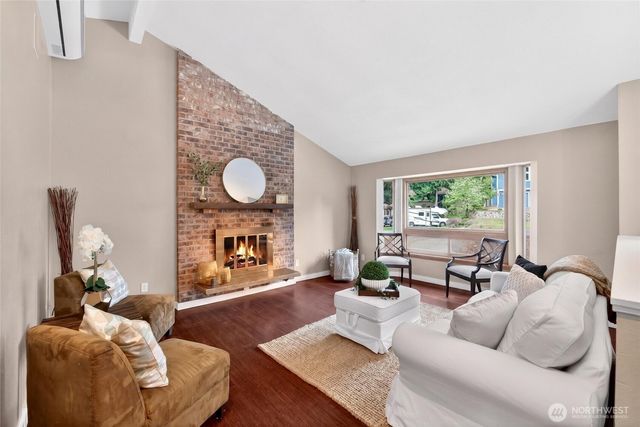 4815 West Tapps Dr East, Lake Tapps, WA 98391