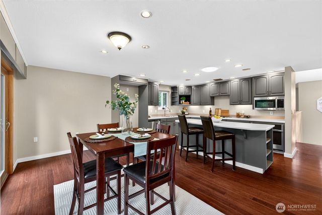 4815 West Tapps Dr East, Lake Tapps, WA 98391