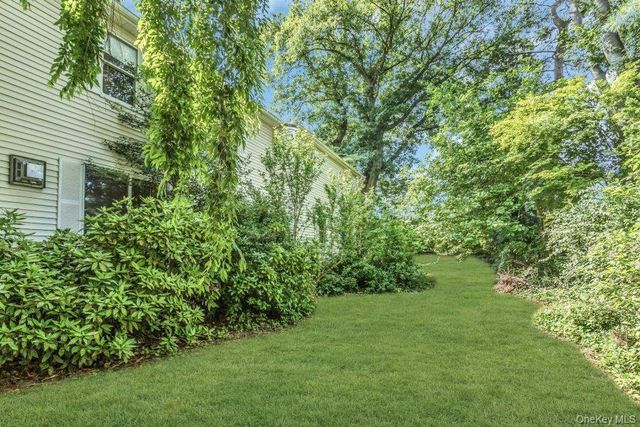 51 Cross Street, Locust Valley, NY 11560
