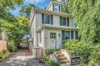 51 Cross Street, Locust Valley, NY 11560