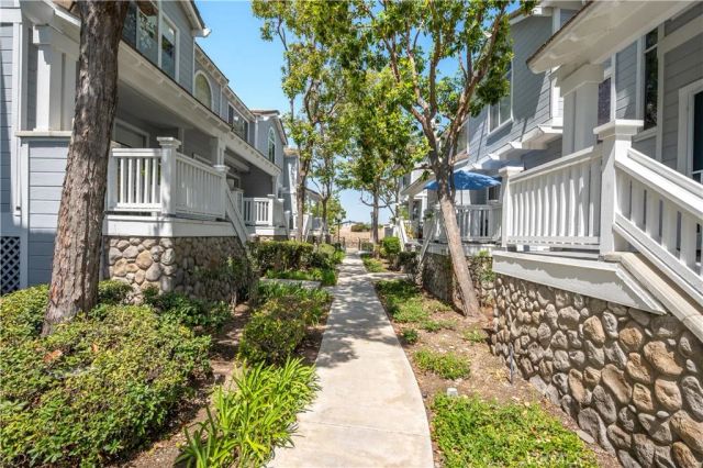 522 N Pageant, Orange, CA 92869