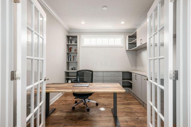 6964 Aster Drive, New Albany, OH 43054