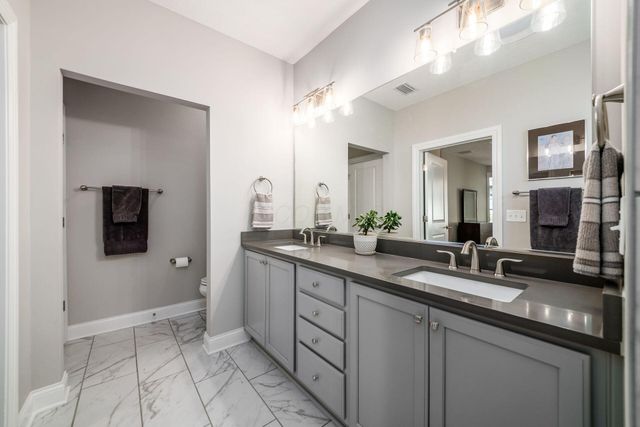 6964 Aster Drive, New Albany, OH 43054