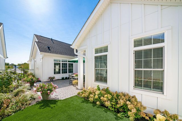 6964 Aster Drive, New Albany, OH 43054