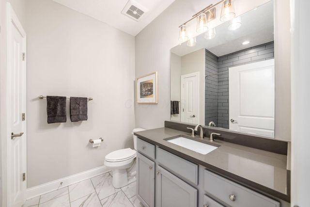 6964 Aster Drive, New Albany, OH 43054