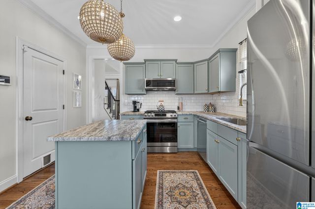 118 CREST DRIVE, Chelsea, AL 35147