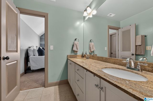 118 CREST DRIVE, Chelsea, AL 35147