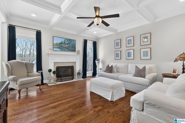 118 CREST DRIVE, Chelsea, AL 35147