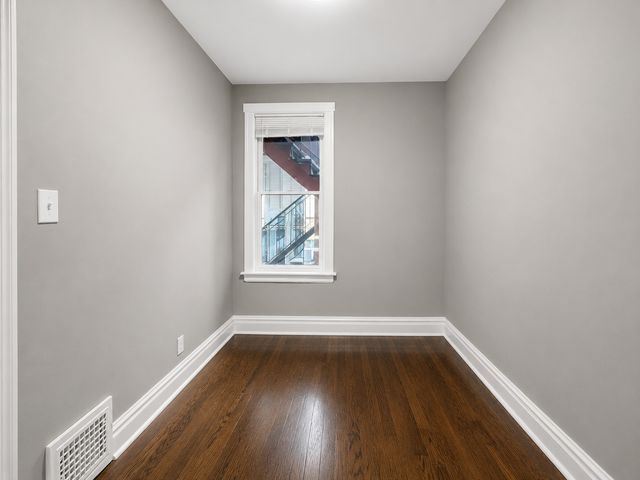 4637 W Mclean Avenue, Chicago, IL 60639