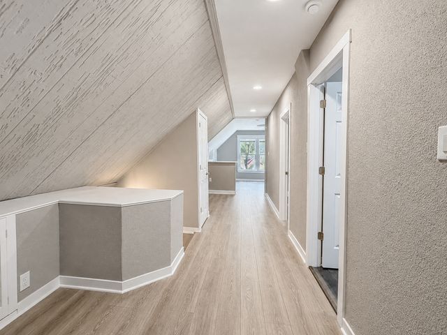 4637 W Mclean Avenue, Chicago, IL 60639