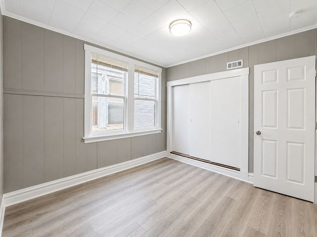 4637 W Mclean Avenue, Chicago, IL 60639