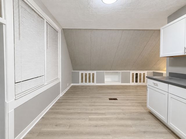 4637 W Mclean Avenue, Chicago, IL 60639