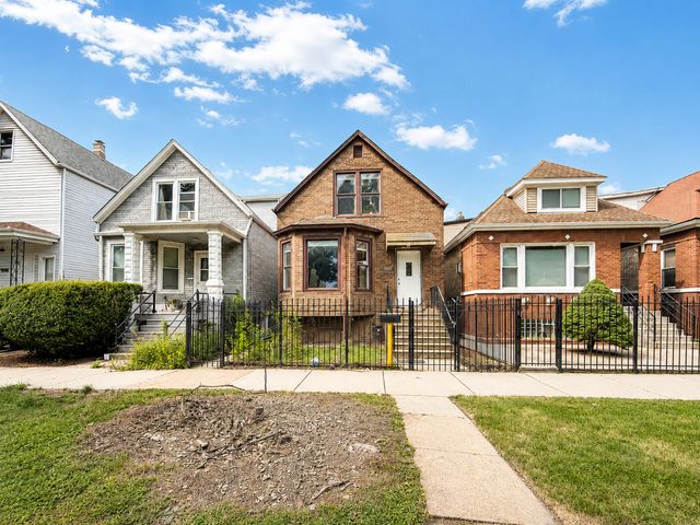 4637 W Mclean Avenue, Chicago, IL 60639