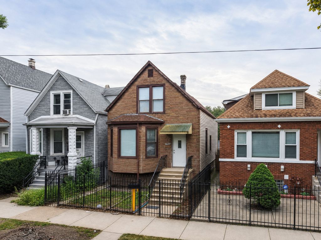 4637 W Mclean Avenue, Chicago, IL 60639