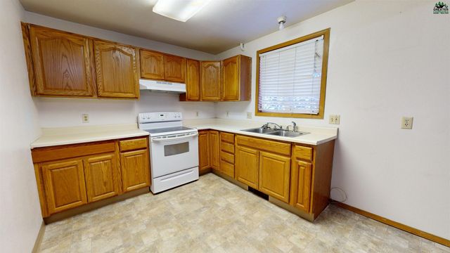 802 23RD AVENUE, Fairbanks, AK 99701