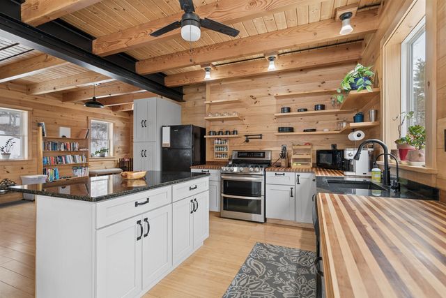 483 North Pleasant Street, Bradford, VT 05033