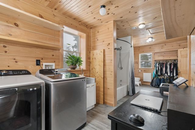 483 North Pleasant Street, Bradford, VT 05033