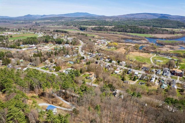 483 North Pleasant Street, Bradford, VT 05033