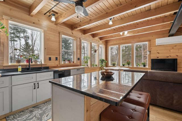 483 North Pleasant Street, Bradford, VT 05033