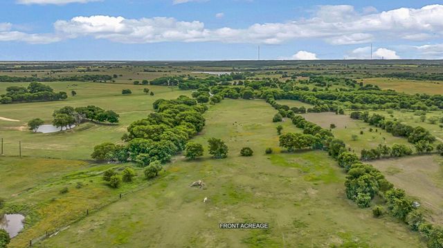 1176 Blue Cut Road N, Mcgregor, TX 76657