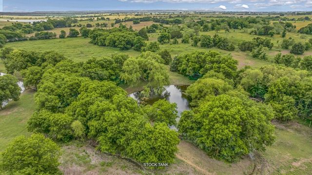 1176 Blue Cut Road N, Mcgregor, TX 76657
